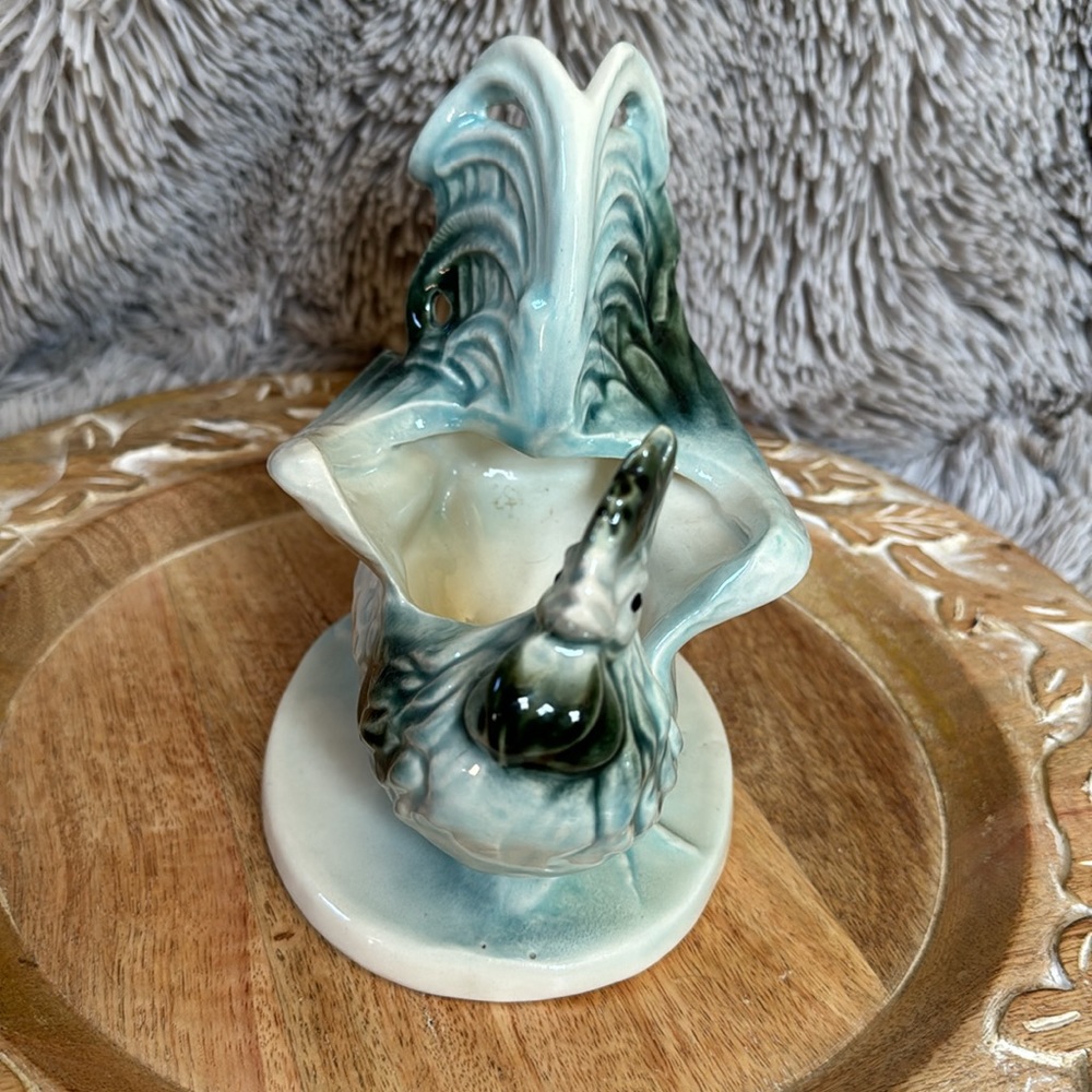 VINTAGE HULL POTTERY ROOSTER PLANTER 53 EUC - Picture 4 of 16